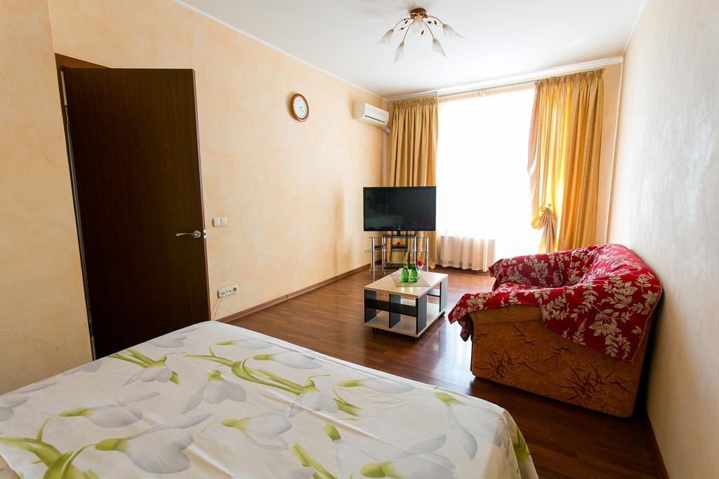 Apartment Sportivnaya Ulitsa Togliatti Room photo